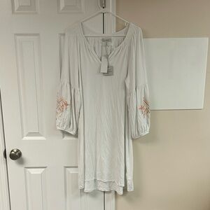 NWT Cupio Puff Sleeve Embroidered Midi Dress